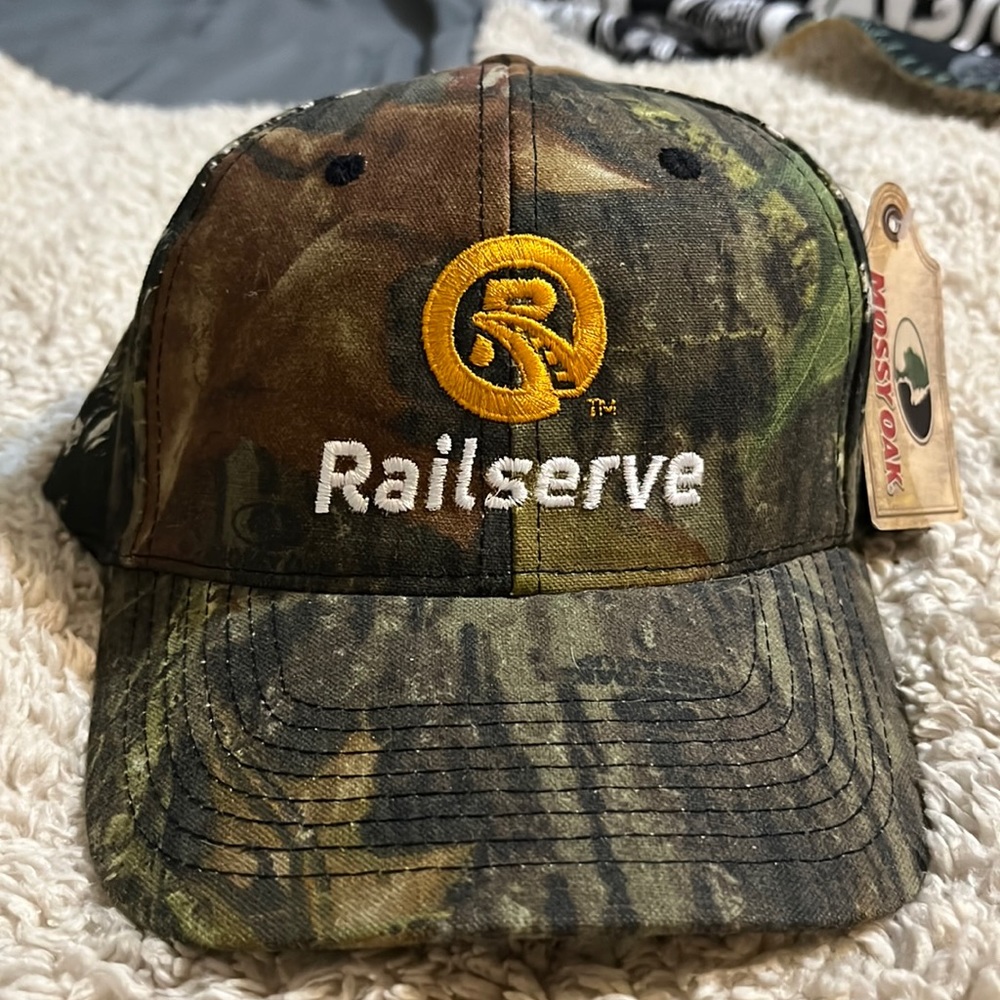 RailServe logo hat